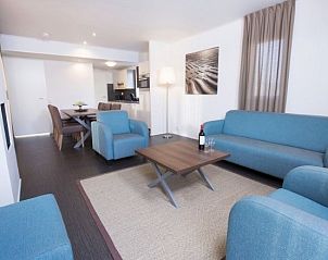 Stijlvolle woonkamer in Luxe huis aan de kust, Callantsoog, vakantiehuis aan de Noordzeekust, Noord-Holland.