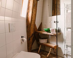 Modernes Badezimmer im Ferienhaus in Egmond aan den Hoef, Nordseekste, Nordholland.