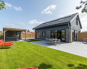Guest house 4540100 - Holiday property Noordzeekust - Wellness Villa Lotje | Jacuzzi & Sauna | 6 Pers