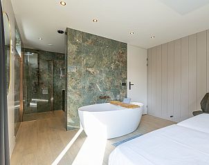 Guest house 4540110 - Holiday property Noordzeekust - Wellness Villa Azure | Sauna | 2 Pers