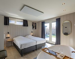 Guest house 4540110 - Holiday property Noordzeekust - Wellness Villa Azure | Sauna | 2 Pers