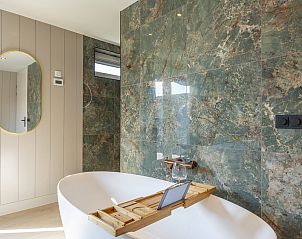 Guest house 4540110 - Holiday property Noordzeekust - Wellness Villa Azure | Sauna | 2 Pers