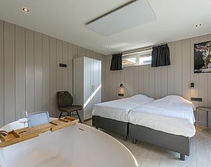 Guest house 4540110 - Holiday property Noordzeekust - Wellness Villa Azure | Sauna | 2 Pers