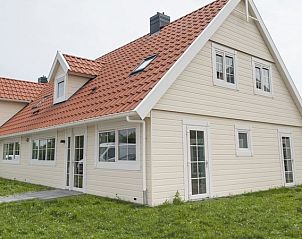 Guest house 454018 - Bungalow Noordzeekust - Beach Resort Ooghduyne | 10-persoons villa | 10L1