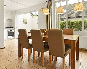 Guest house 454023 - Bungalow Noordzeekust - Beach Resort Ooghduyne | 6-persoons villa | 6D2