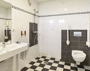Verblijf 454035 - Bungalow Noordzeekust - Beach Resort Ooghduyne | 6-persoons villa - Extra toegankeli