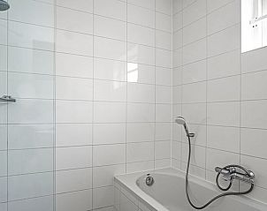 Guest house 454040 - Bungalow Noordzeekust - Beach Resort Ooghduyne | 4-persoons villa | 4B2