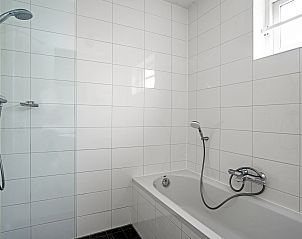 Verblijf 454040 - Bungalow Noordzeekust - Beach Resort Ooghduyne | 4-persoons villa | 4B2