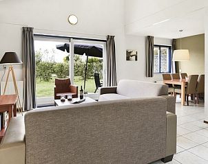 Guest house 454043 - Bungalow Noordzeekust - Beach Resort Ooghduyne | 6-persoons villa | 6D1