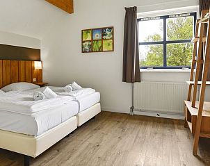 Guest house 454044 - Bungalow Noordzeekust - Beach Resort Ooghduyne | 6-persoons villa | 6L1
