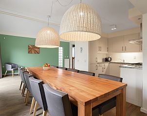 Guest house 454056 - Bungalow Noordzeekust - Beach Resort Ooghduyne | 10-persoons villa | 10FL