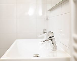 Guest house 454077 - Bungalow Noordzeekust - Beach Resort Ooghduyne | 6-persoons villa | 6D2