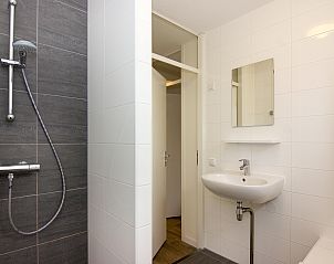 Guest house 454082 - Bungalow Noordzeekust - Beach Resort Ooghduyne | 4-persoons villa | 4C