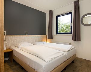 Guest house 454082 - Bungalow Noordzeekust - Beach Resort Ooghduyne | 4-persoons villa | 4C