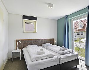 Verblijf 454085 - Bungalow Noordzeekust - Beach Resort Ooghduyne | 12-persoons villa | 12C