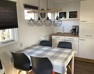 Guest house 460122 - Apartment IJsselmeerkust - Appartement Chalet Meise