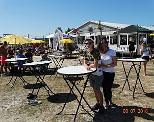 Verblijf 460124 - Vakantiewoning IJsselmeerkust - Vakantiehuis Schmuckes neuwertiges Ferienhaus  auf einer kle