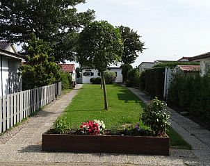 Verblijf 460124 - Vakantiewoning IJsselmeerkust - Vakantiehuis Schmuckes neuwertiges Ferienhaus  auf einer kle