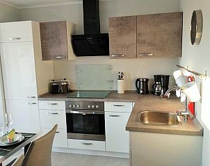 Verblijf 460124 - Vakantiewoning IJsselmeerkust - Vakantiehuis Schmuckes neuwertiges Ferienhaus  auf einer kle