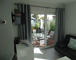 Verblijf 460124 - Vakantiewoning IJsselmeerkust - Vakantiehuis Schmuckes neuwertiges Ferienhaus  auf einer kle