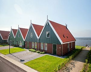 Verblijf 460337 • Bungalow IJsselmeerkust • Volendam | 4-persoons bungalow | 4L1 