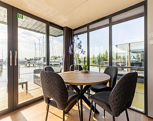 Guest house 460352 - Boat IJsselmeerkust - Wave
