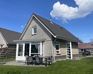 Verblijf 460464 • Vakantiewoning IJsselmeerkust • Watervilla met Jacuzzi (6 pers.) 