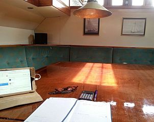 Guest house 461204 - Holiday property IJsselmeerkust - Vakantiehuis Hotelschiff Tjalkjacht Pelikaan