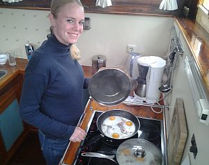 Guest house 461204 - Holiday property IJsselmeerkust - Vakantiehuis Hotelschiff Tjalkjacht Pelikaan