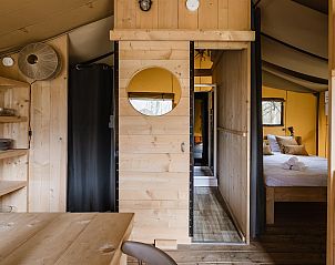 Unterkunft 461621 - Zelthaus IJsselmeerkust - De Bos Tent | 4 Pers. | Kachel