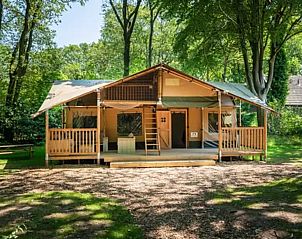 Verblijf 461622 - Tenthuis IJsselmeerkust - De Bosvilla | 8 Pers. | Kachel