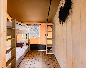 Unterkunft 461622 - Zelthaus IJsselmeerkust - De Bosvilla | 8 Pers. | Kachel