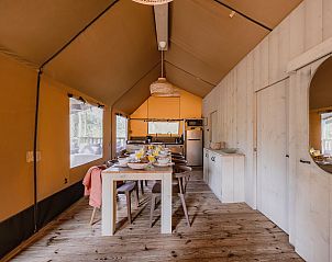 Unterkunft 461622 - Zelthaus IJsselmeerkust - De Bosvilla | 8 Pers. | Kachel