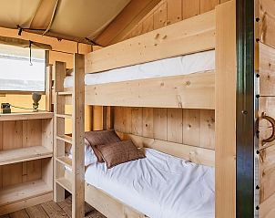 Unterkunft 461626 - Zelthaus IJsselmeerkust - De Bos Tent | 5 Pers. | Kachel