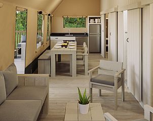 Verblijf 461630 - Tenthuis IJsselmeerkust - De Bosvilla met Kachel