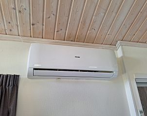 Moderne airconditioning in Chalet EuroParcs Markermeer, Bovenkarspel, zorgt voor een aangenaam verblijf.