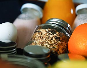 Zonnig strand bij Vakantiehuis in Schellinkhout, perfect voor een dagje aan het water.