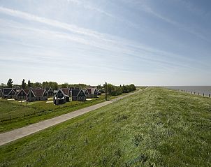 Guest house 470839 - Chalet Waddenkust - Recreatiepark Wiringherlant - Wiringher Chalet 10