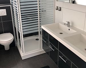 Guest house 470846 - Chalet Waddenkust - Recreatiepark Wiringherlant - Wiringher Chalet 94