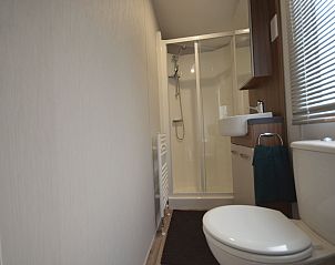 Guest house 470854 - Chalet Waddenkust - Recreatiepark Wiringherlant - Wiringher Chalet 83