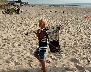 Strandervaring in de buurt van Vakantiehuis in Oudesluis, Noord-Holland voor een dag vol plezier.