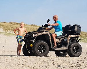 Strandactiviteiten in de buurt van Huisje in Oudesluis, vakantiehuis in Noord-Holland.