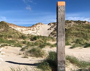 Tuinpad naar NH392 vakantiehuis in Schoorl, Noord-Holland.