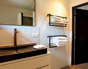 Guest house 4842150 - Holiday property Noord-Holland noord - 8-14 persoons Groepsverblijf