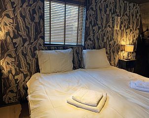 Guest house 484244 - Holiday property Noord-Holland noord - 6-persoons Duinlodge met Laadpaal & Extra Parkeerplaats