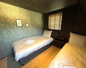 Guest house 484244 - Holiday property Noord-Holland noord - 6-persoons Duinlodge met Laadpaal & Extra Parkeerplaats