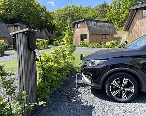 Guest house 484244 - Holiday property Noord-Holland noord - 6-persoons Duinlodge met Laadpaal & Extra Parkeerplaats