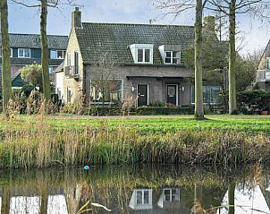 Verblijf 491902 • Vakantiewoning Noord-Holland midden • Vakantiehuis voor 6 personen in Heiloo 