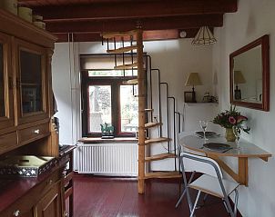 Spiraaltrap in B&B Het Bakhuis, Loenen, Veluwe met gezellige inrichting.