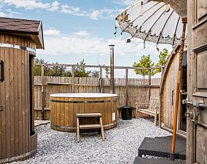 Unterkunft 495507 - Ferienhaus Noord-Holland midden - Tinyhouse Woody met sauna & hottub